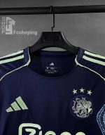 کیت دوم آژاکس ۲۰۲۶ با شورت - Image 4
