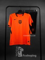 کیت اول هلند 2026 با شورت